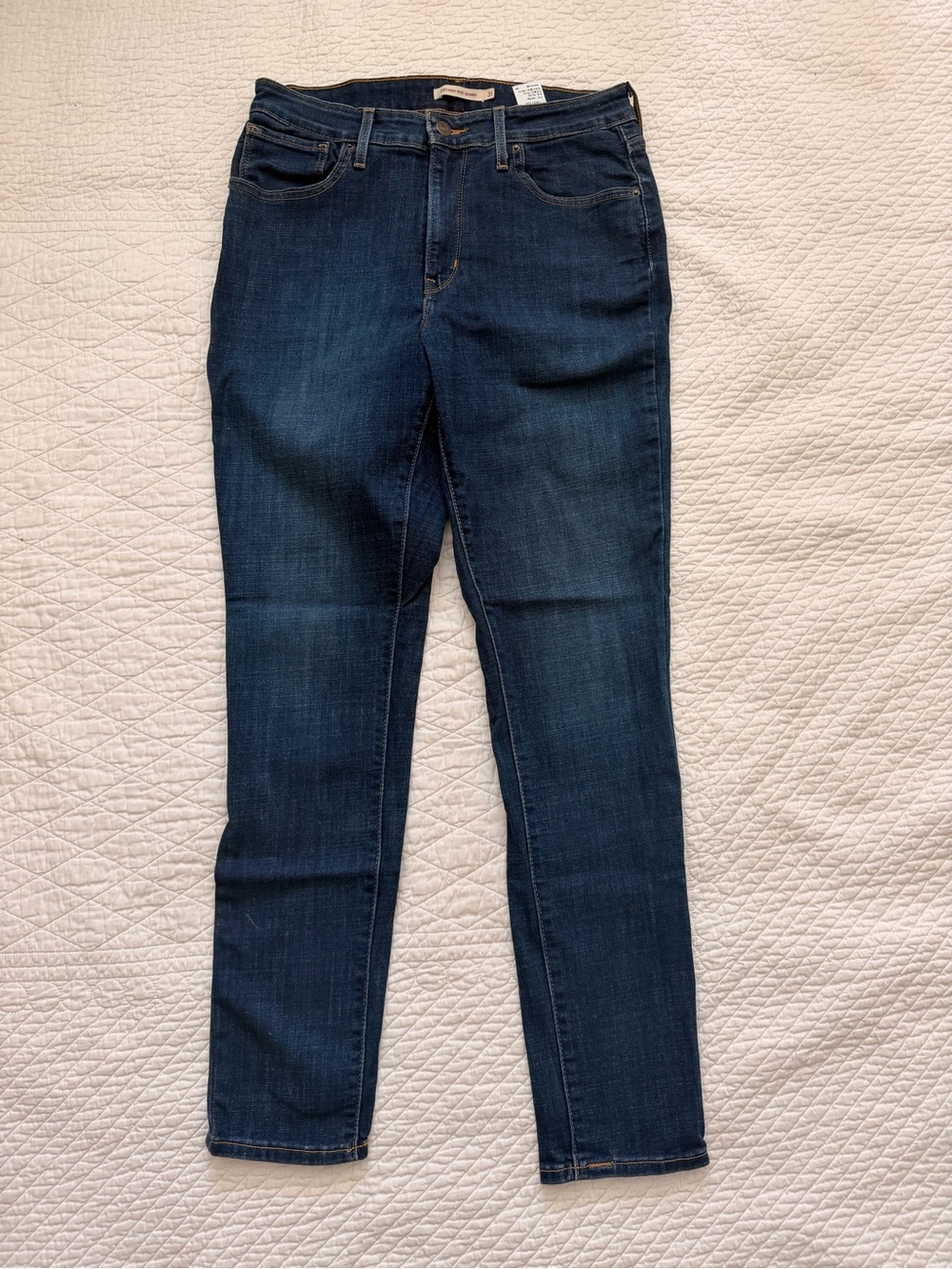 Levi’s 721 High Rise Skinny Jeans Dark Wash Sz 31